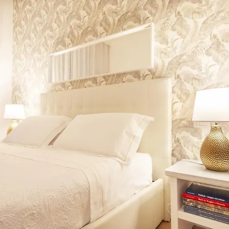 Apartment Traiano Luxury